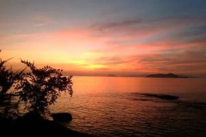 Banana Sunset - Bar & Bungalows, Mak