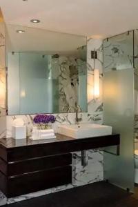 The Dupont Circle - 52