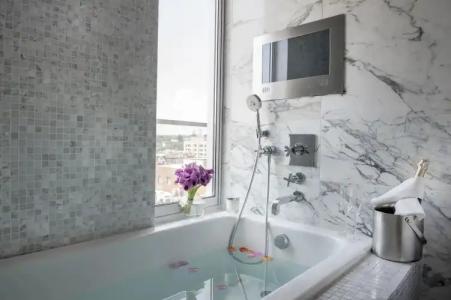 The Dupont Circle - 8