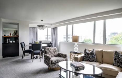 The Dupont Circle - 90