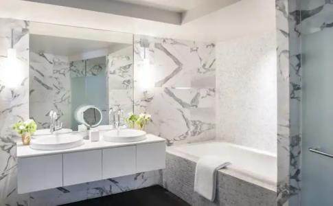 The Dupont Circle - 10