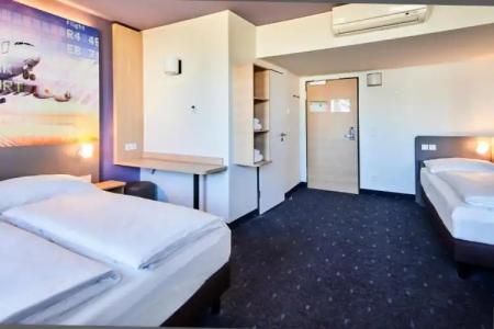 B&B Frankfurt-Airport - 62