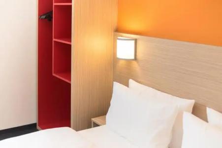 B&B Frankfurt-Airport - 5