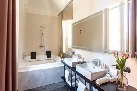 The H'All Tailor Suite Roma - 158