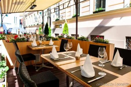 Grand Palace - The Leadings of the World - 20