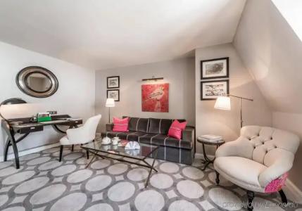 Grand Palace - The Leadings of the World - 15