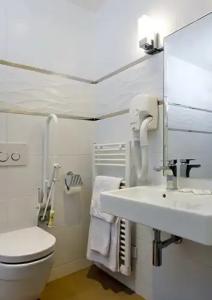 Hôtel Ambassadeur - 31