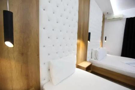 Ksamil Central Park - 150