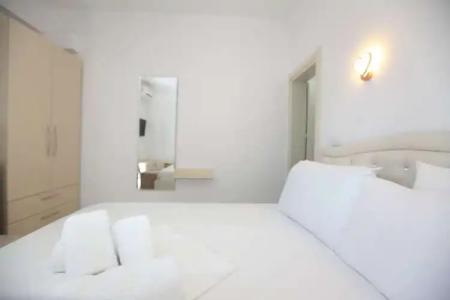 Ksamil Central Park - 19