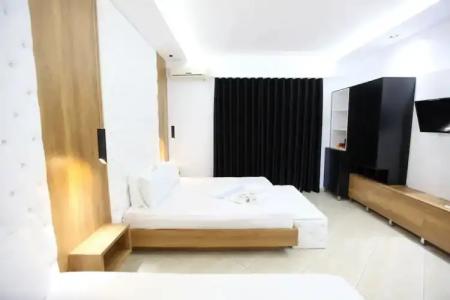 Ksamil Central Park - 170