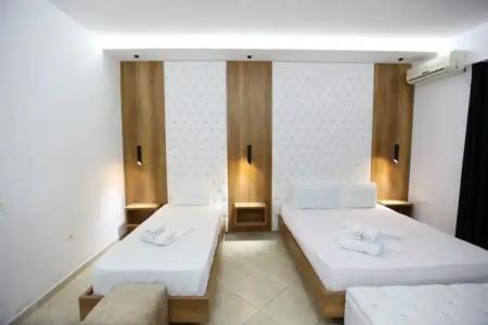 Ksamil Central Park - 168