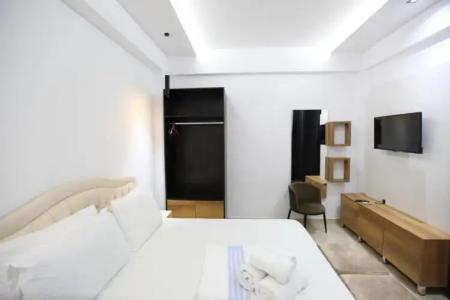 Ksamil Central Park - 270