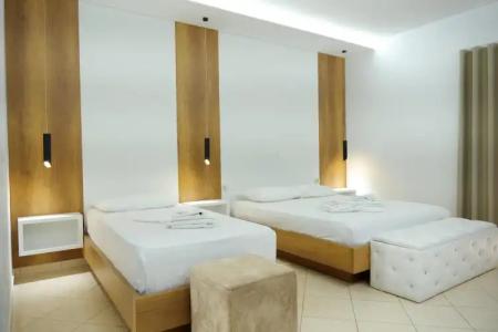 Ksamil Central Park - 80