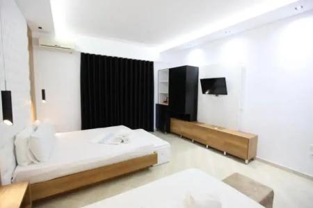 Ksamil Central Park - 156