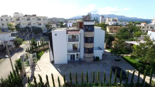 Ksamil Central Park - 14