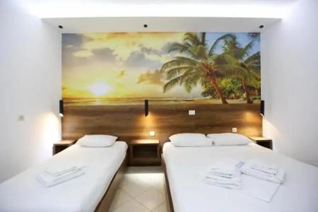 Ksamil Central Park - 85