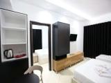 2 Bedrooms Apartment with garden view