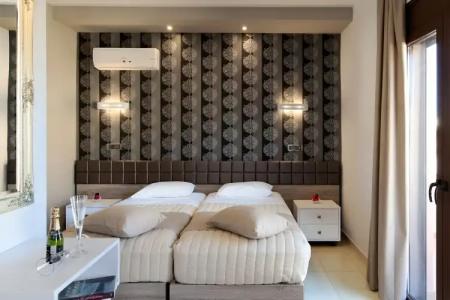 Kallitsakis Beach - 2