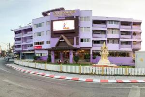 OYO 565 Trang Hotel, Trang