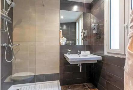 Ariane Montparnasse by Patrick Hayat - 71