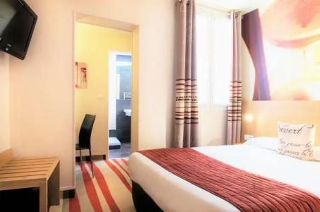 Ariane Montparnasse by Patrick Hayat - 2