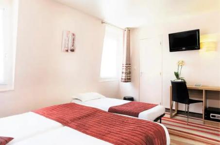 Ariane Montparnasse by Patrick Hayat - 3