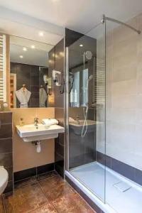 Ariane Montparnasse by Patrick Hayat - 105