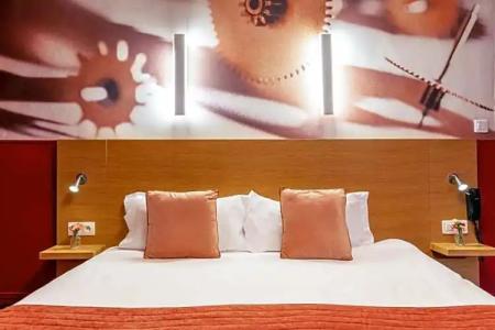 Ariane Montparnasse by Patrick Hayat - 102