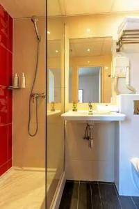 Ariane Montparnasse by Patrick Hayat - 78