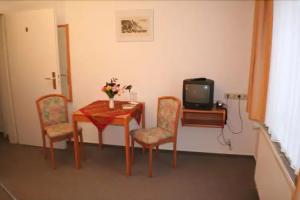 Zum Schlossgarten Guest house, Ralswiek