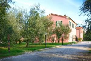Farm Stay «Agriturismo alle Serre», Sarzana