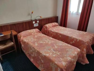 du Commerce et de Navarre - 2