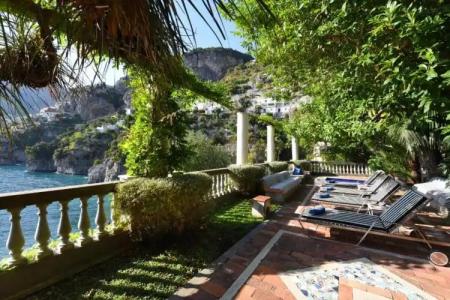 Villa Treville - 150