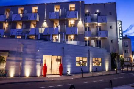 Hôtel Méditerranée - 30