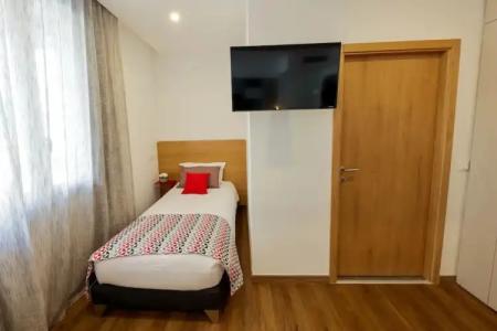 Hôtel Méditerranée - 58