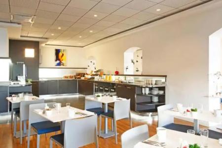 Hôtel Méditerranée - 24