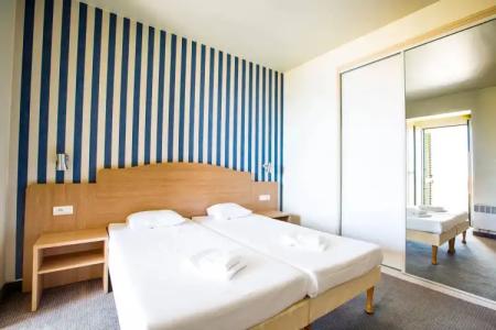 Hôtel Méditerranée - 2