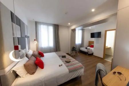 Hôtel Méditerranée - 59