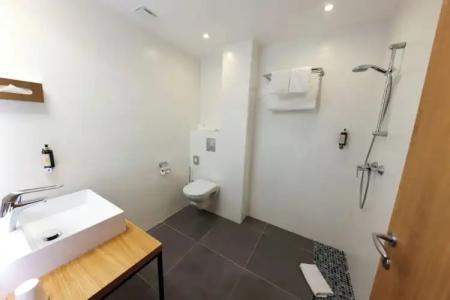 Hôtel Méditerranée - 60