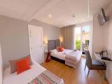 Standard Triple room with balcony