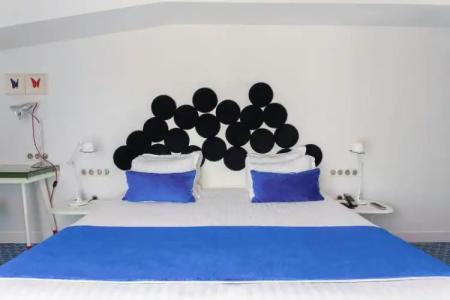 34B - Astotel - 50