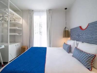 34B - Astotel - 69