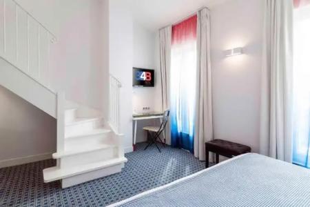 34B - Astotel - 125