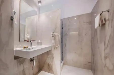 Continental Budapest - 114