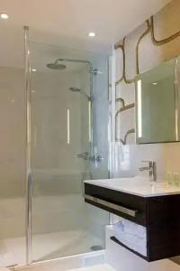 Best Western Ronceray Opéra - 25