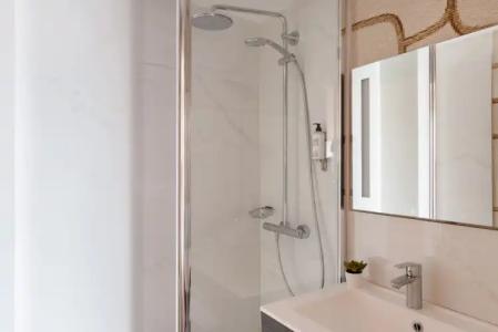 Best Western Ronceray Opéra - 9