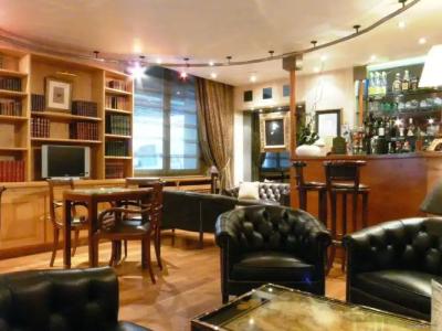 Hôtel Victor Hugo Paris Kléber - 1