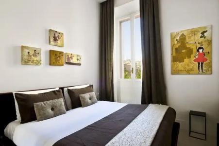 Piazza di Spagna 9 - 73