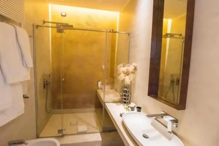 Piazza di Spagna 9 - 129