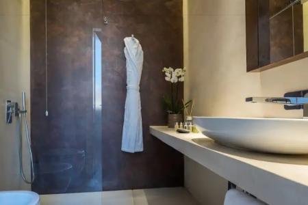 Piazza di Spagna 9 - 60